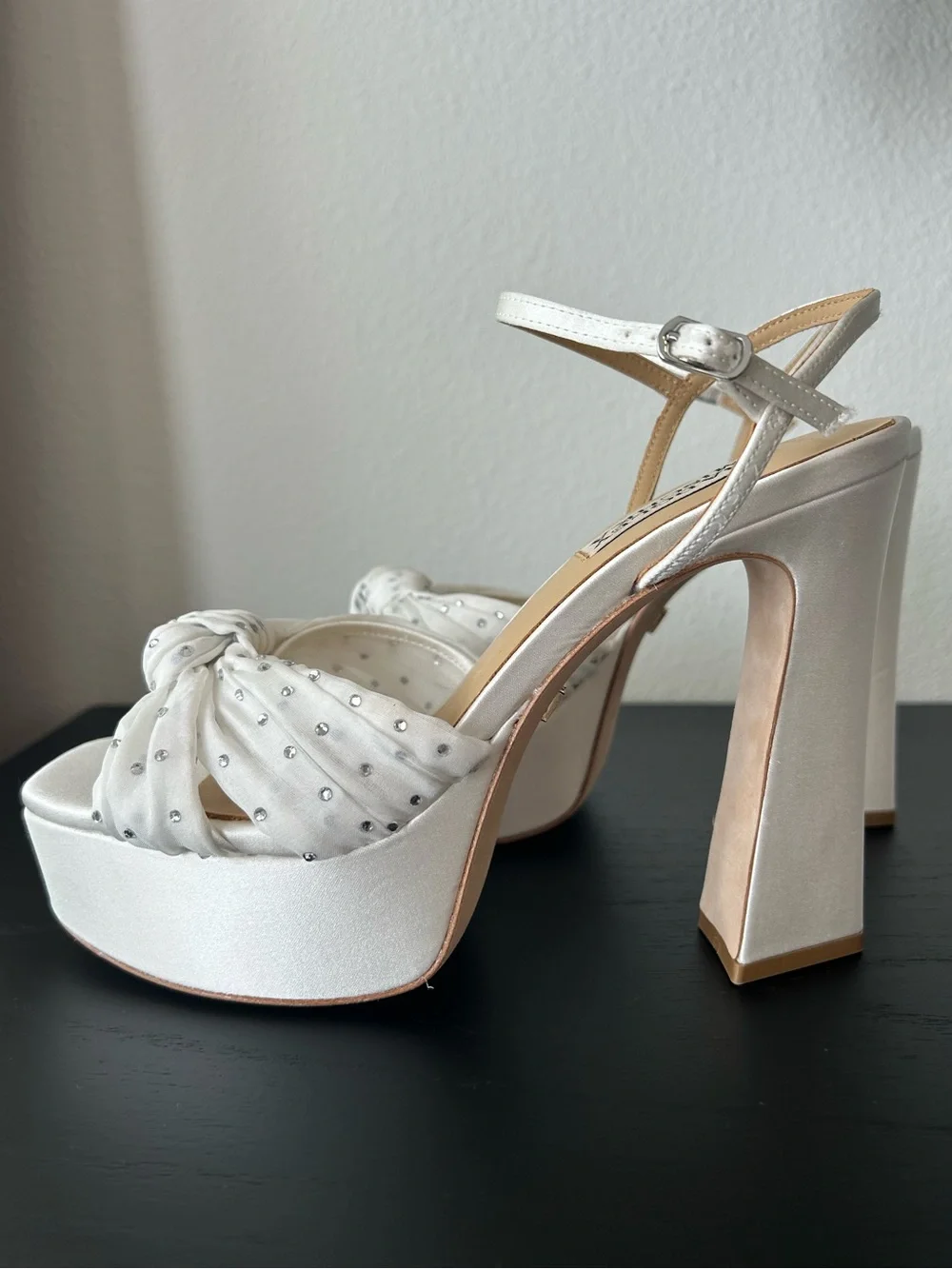 Badgley Mischka Willabella Platform Sandals